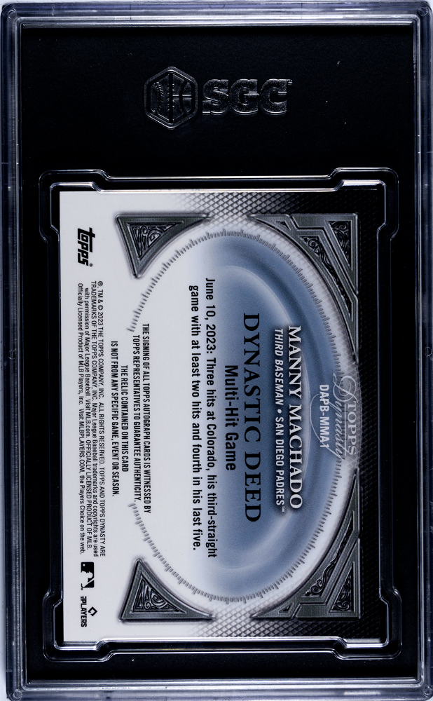 2023 Topps Dynasty Manny Machado #DAPB-MMA1 Patch Vertical SGC 9.5 Auto 10
