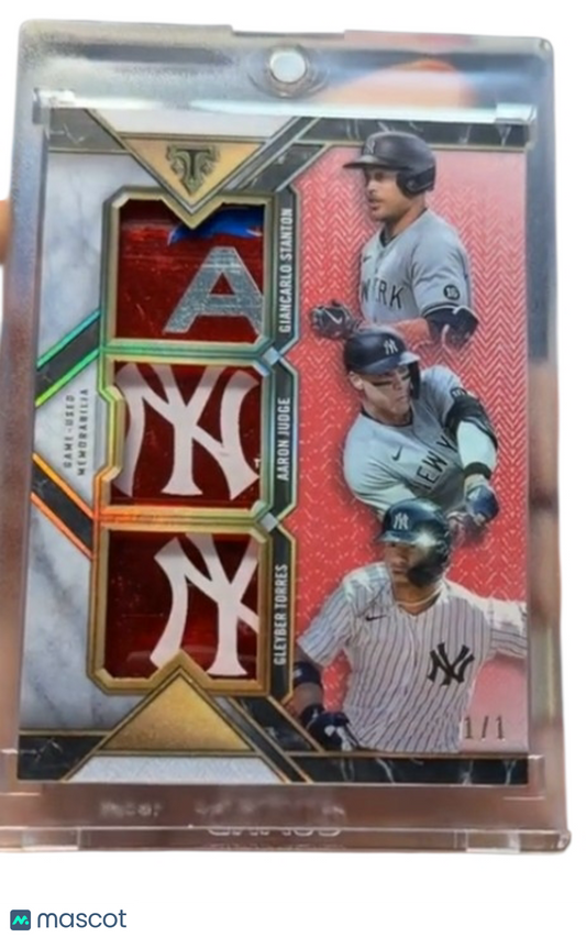 2021 Topps Triple Threads Giancarlo Aaron Judge Red 1/1 Game-Used Memorabilia