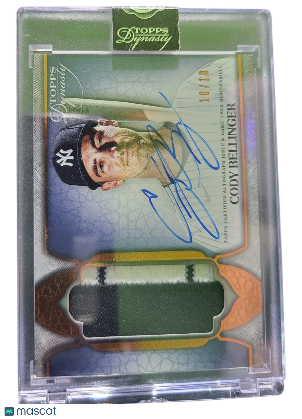 2025 Topps Dynasty Cody Bellinger #DAP-CBE1 Auto Patch Game-Used 10/10