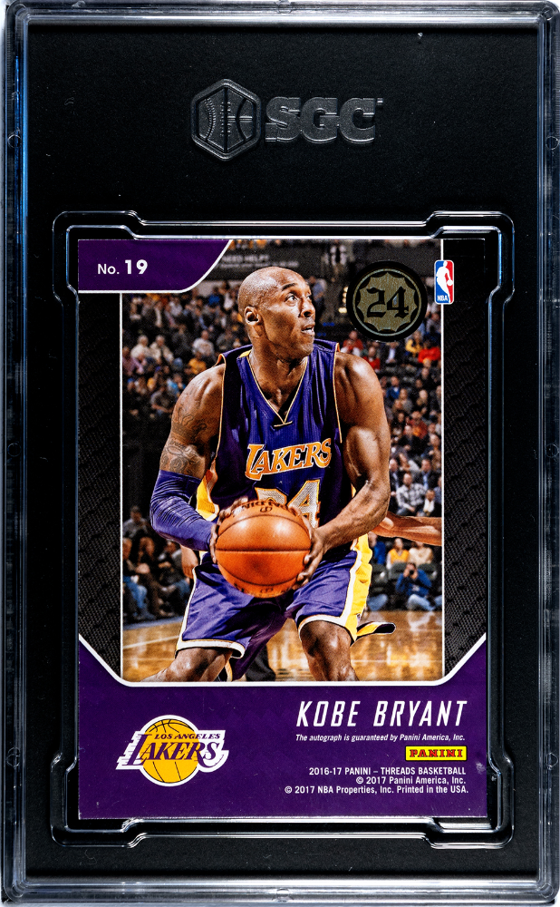 2016 Panini Threads Kobe Bryant #19 Autograph SGC 7